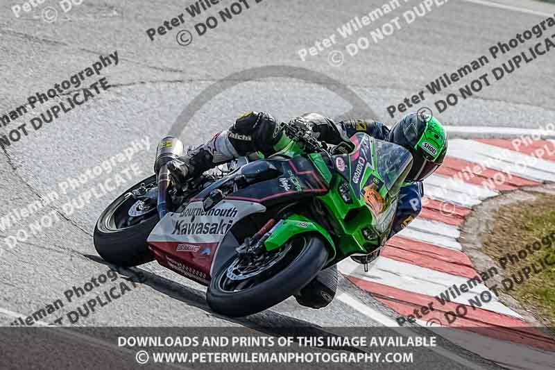 donington no limits trackday;donington park photographs;donington trackday photographs;no limits trackdays;peter wileman photography;trackday digital images;trackday photos